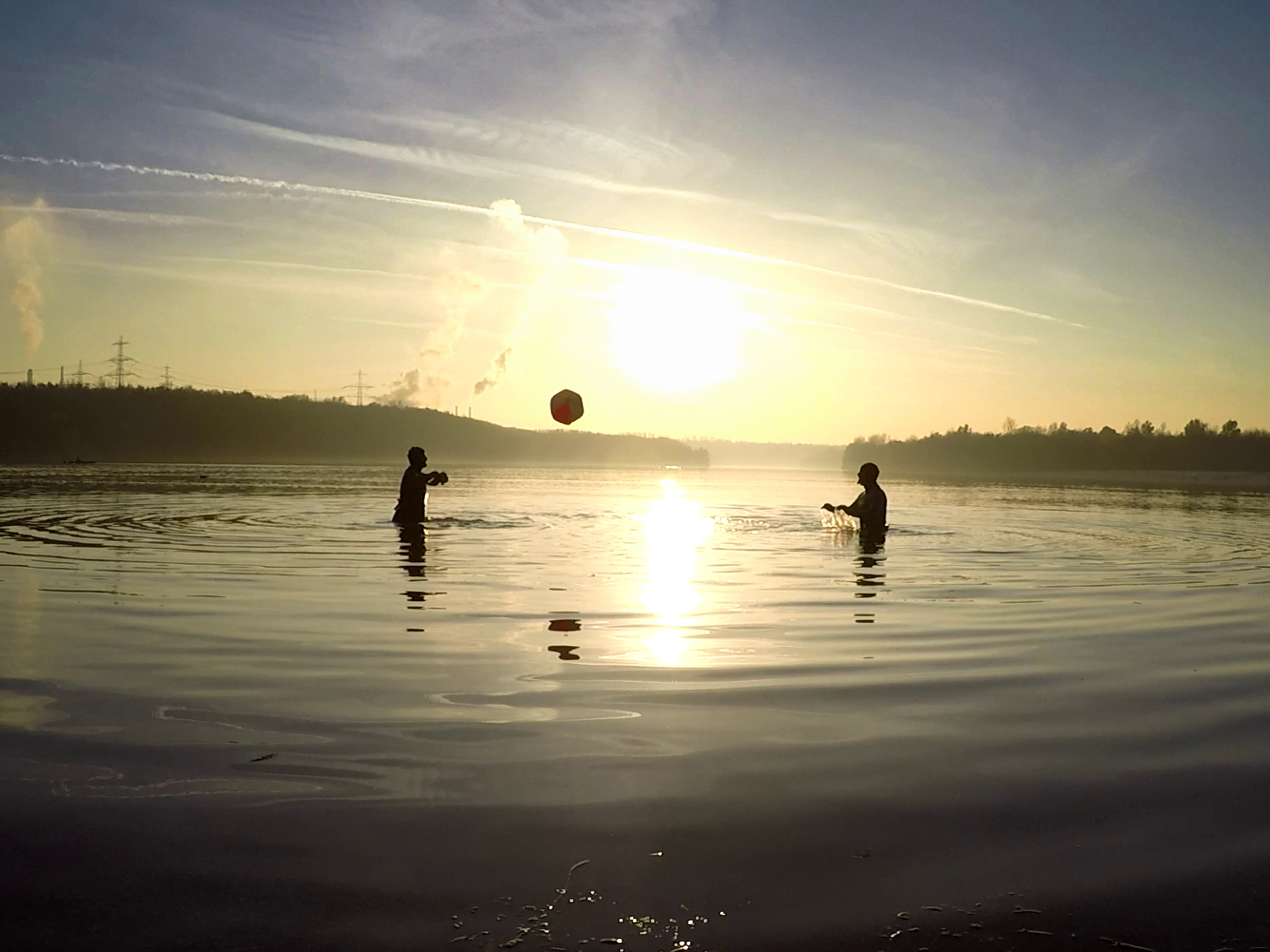 Wasserbakspiel im November