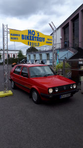 E-tumleHs Golf 2 beim Oldtimertreffen