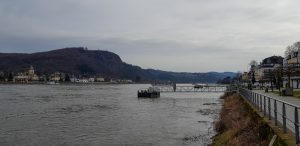 Blick auf den Anleger von Remagen