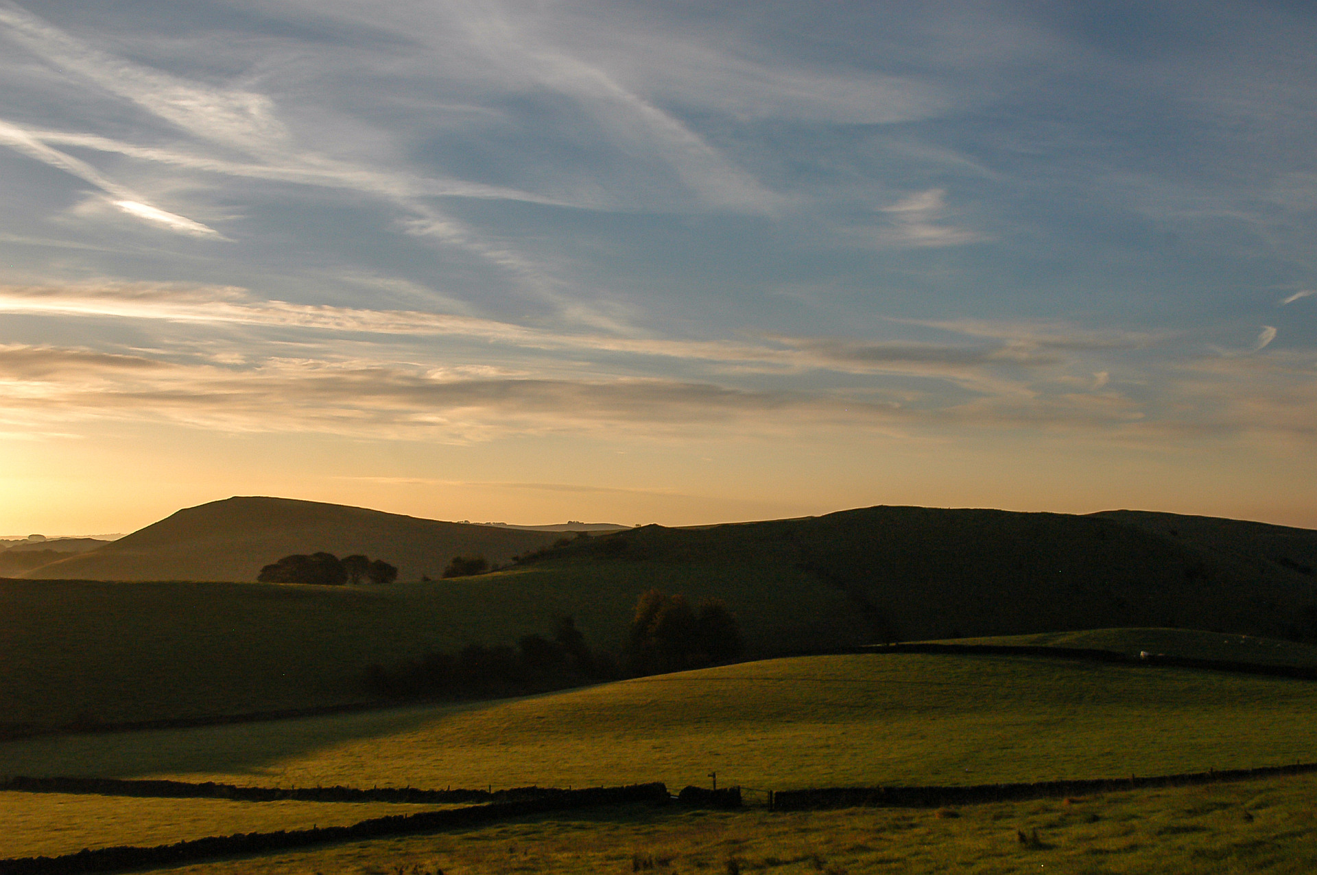 Sonnenaufgang in den West Midlands in der Nähe von Ecton